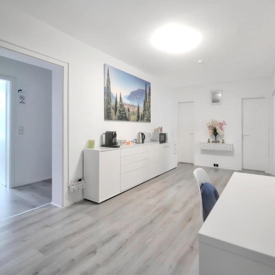 فندق Schoenes Helles Zimmer Direkt In Frankfurt City Nr 301 فرانكفورت المظهر الخارجي الصورة