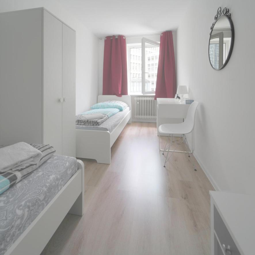 فندق Schoenes Helles Zimmer Direkt In Frankfurt City Nr 301 فرانكفورت المظهر الخارجي الصورة